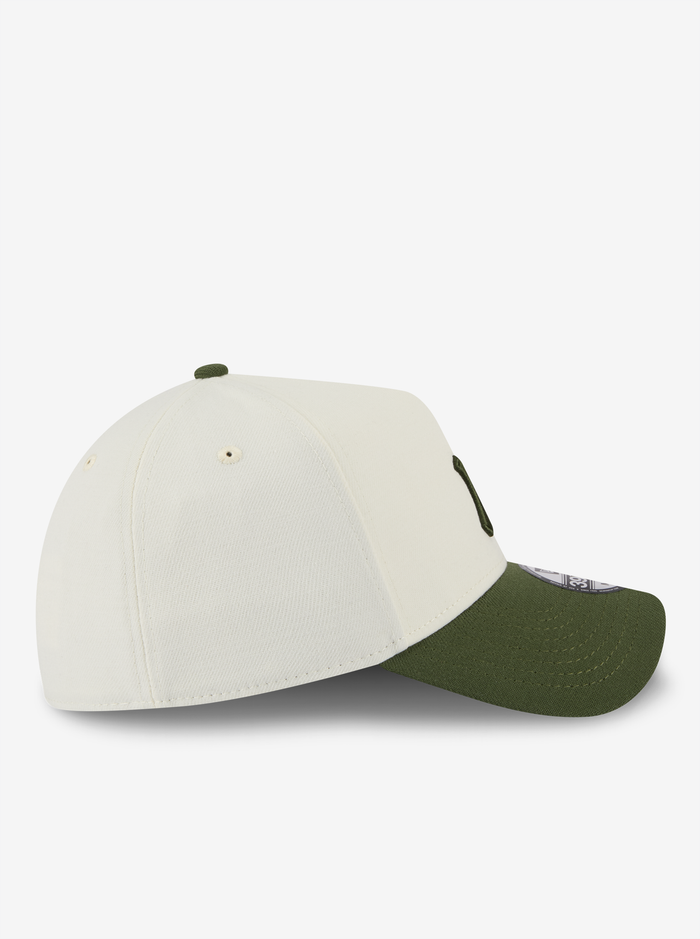 3930 A-Frame New York Yankees 2-Tone Snapback Cap