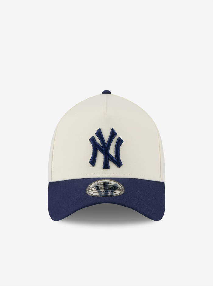 3930 A-Frame New York Yankees 2-Tone Snapback Cap