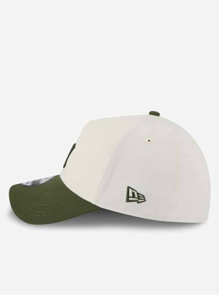 3930 A-Frame New York Yankees 2-Tone Snapback Cap