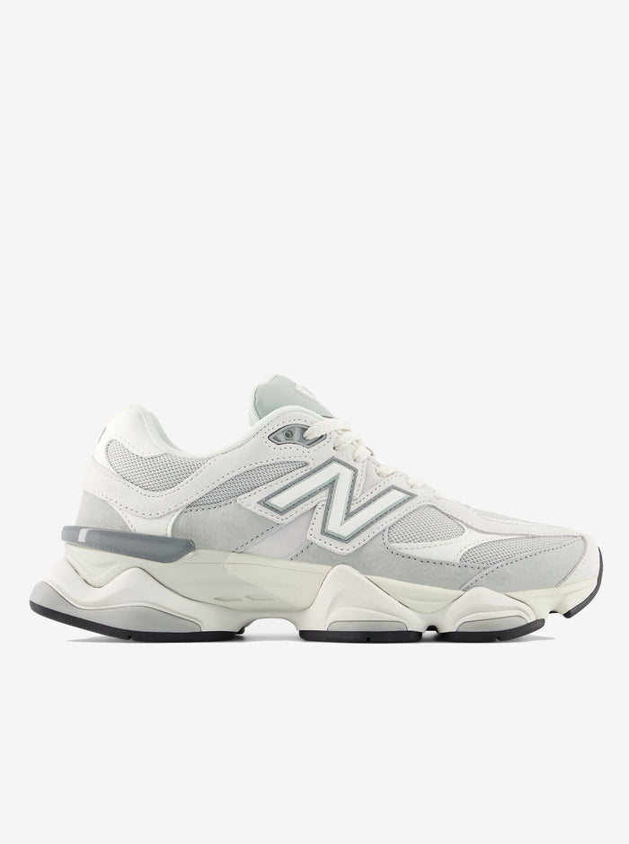 9060 Unisex
