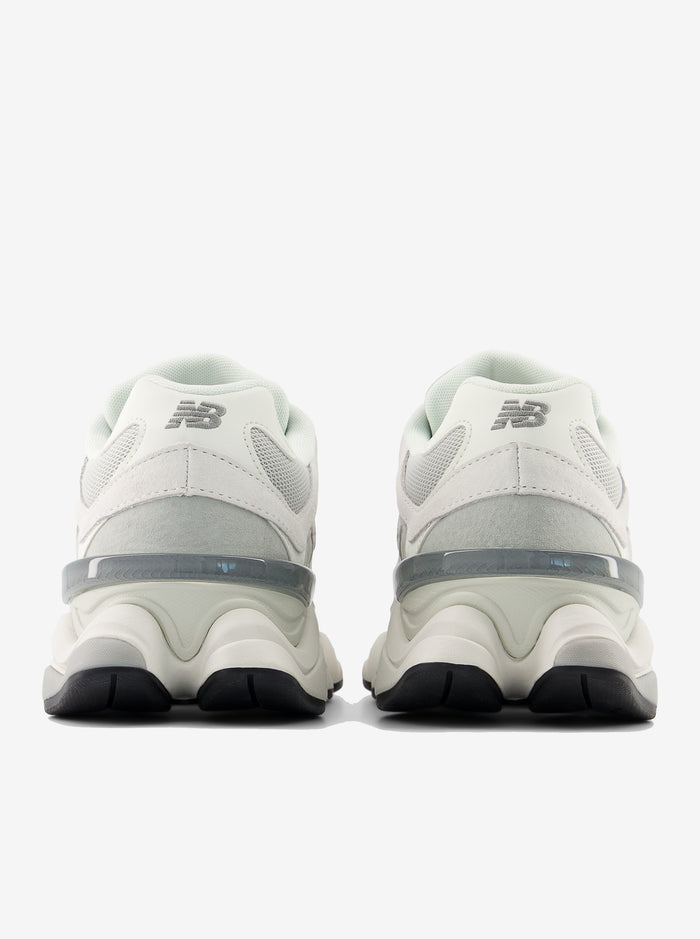 9060 Unisex