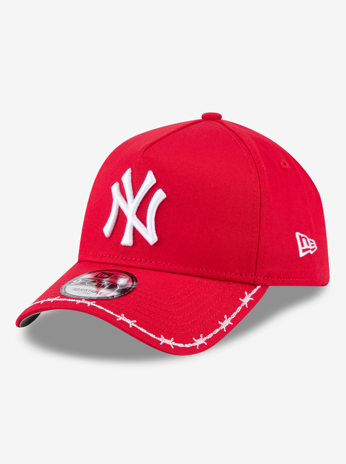 940 A-Frame New York Yankees Barb Visor Cap