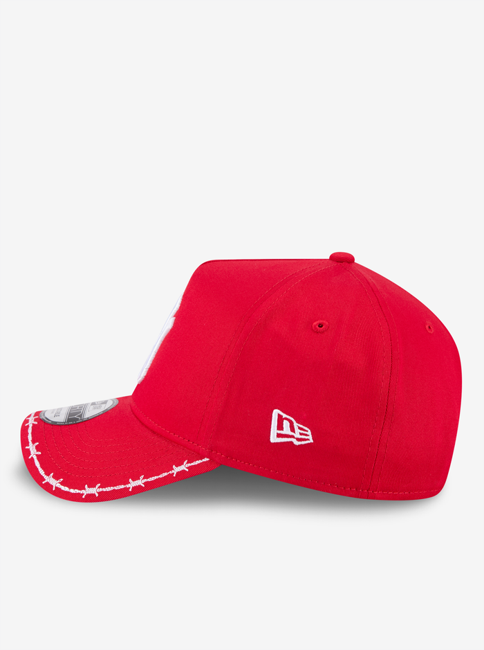 940 A-Frame New York Yankees Barb Visor Cap