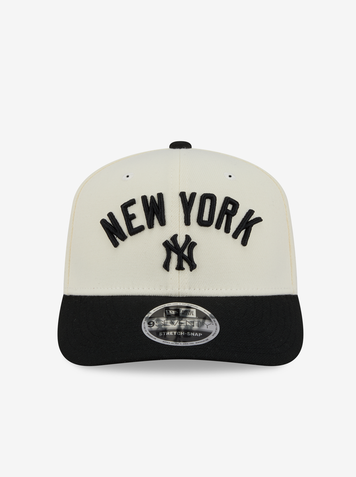 970 New York Yankees Stretch Snap Cap
