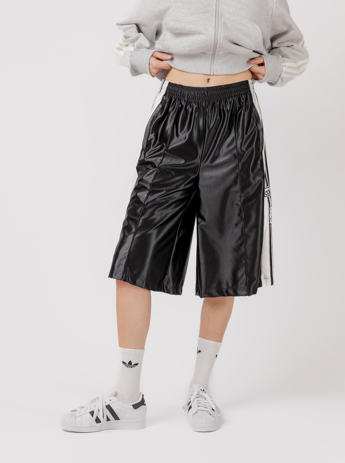 Adibreak Elongated Short
