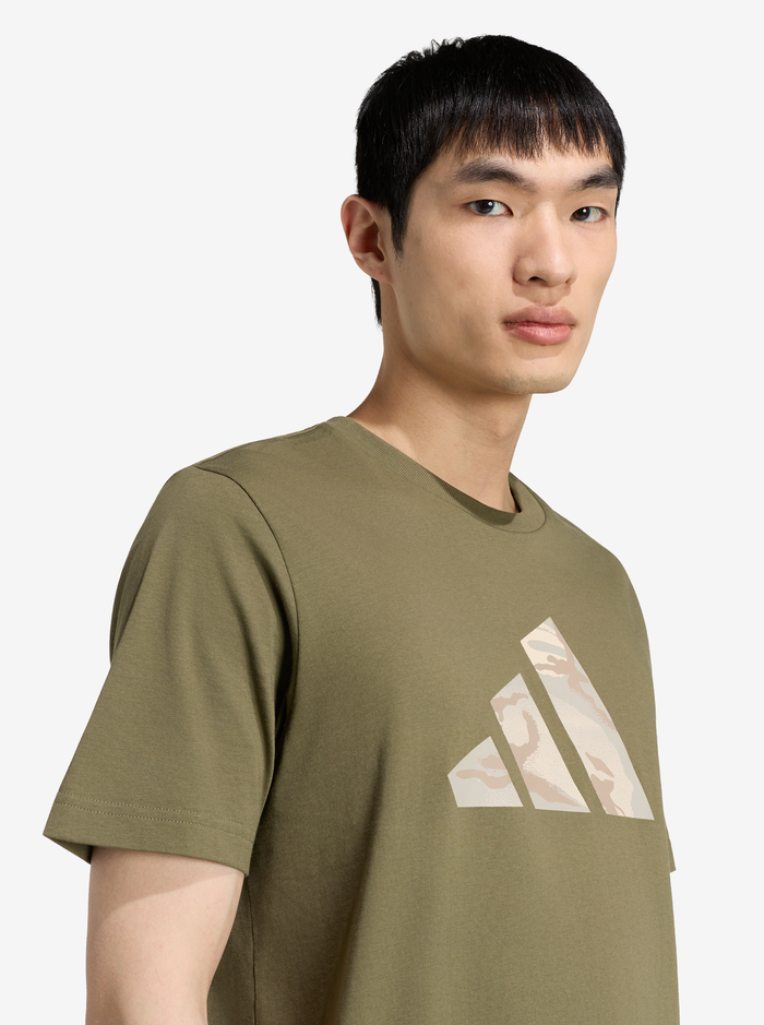 Camo Three Bar Logo Graphic T-Shirt