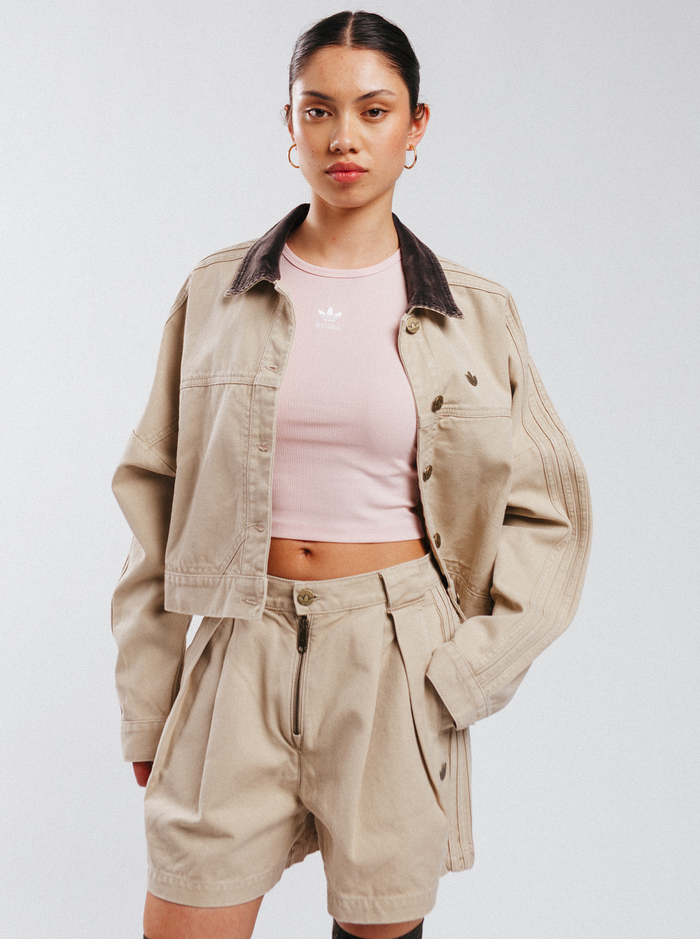 Canvas Tracktop