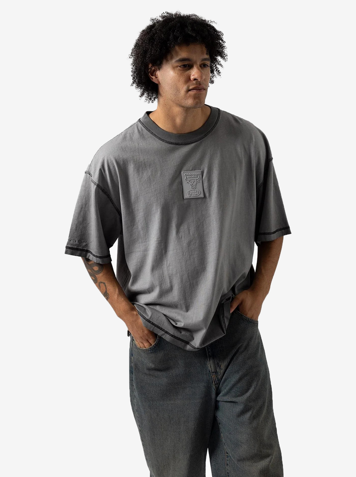 Chicago Bulls Reverse Seam Box Fit Tee