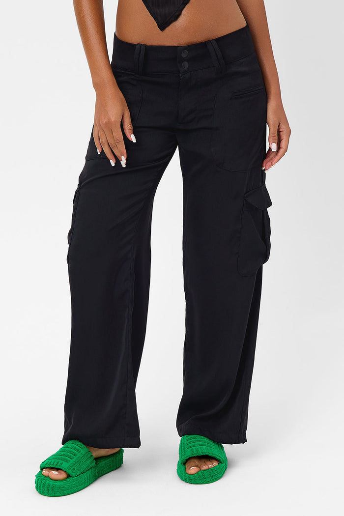 Chilli Satin Cargo Pant Black