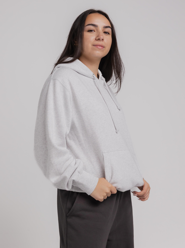 Classic Hood in White Marle