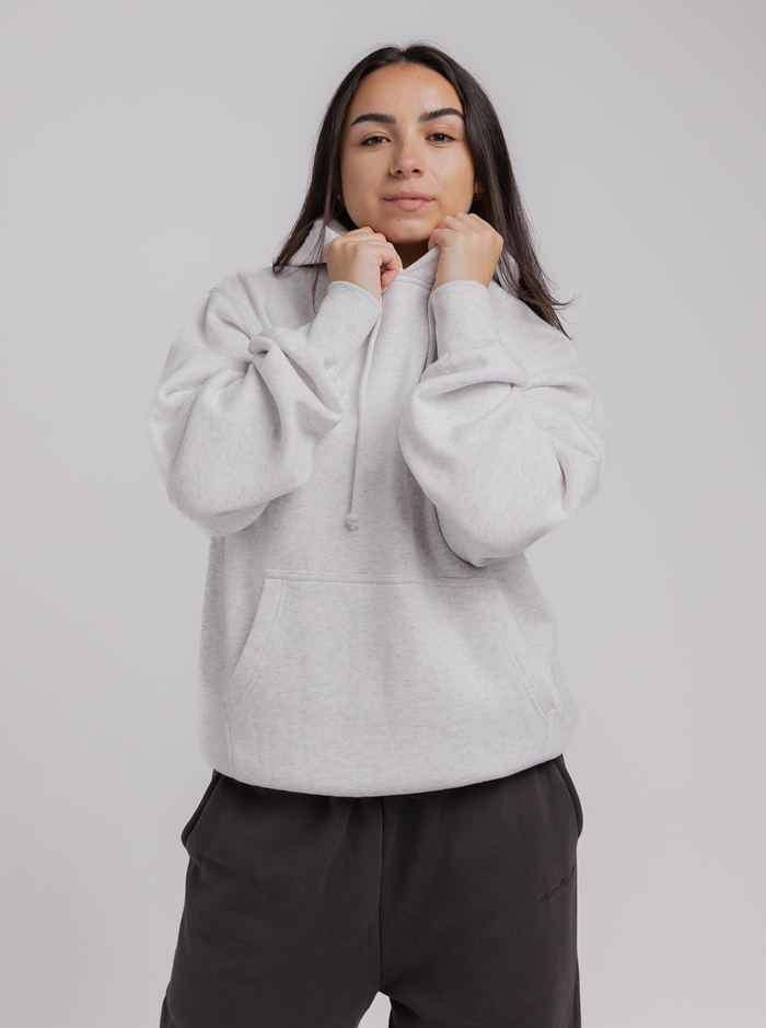 Classic Hood in White Marle
