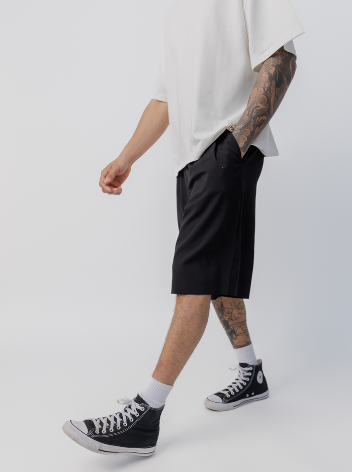 Club Short in Black