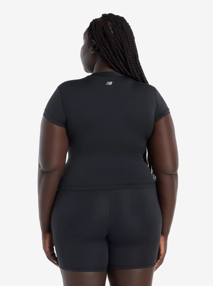 Define Fitted T-Shirt