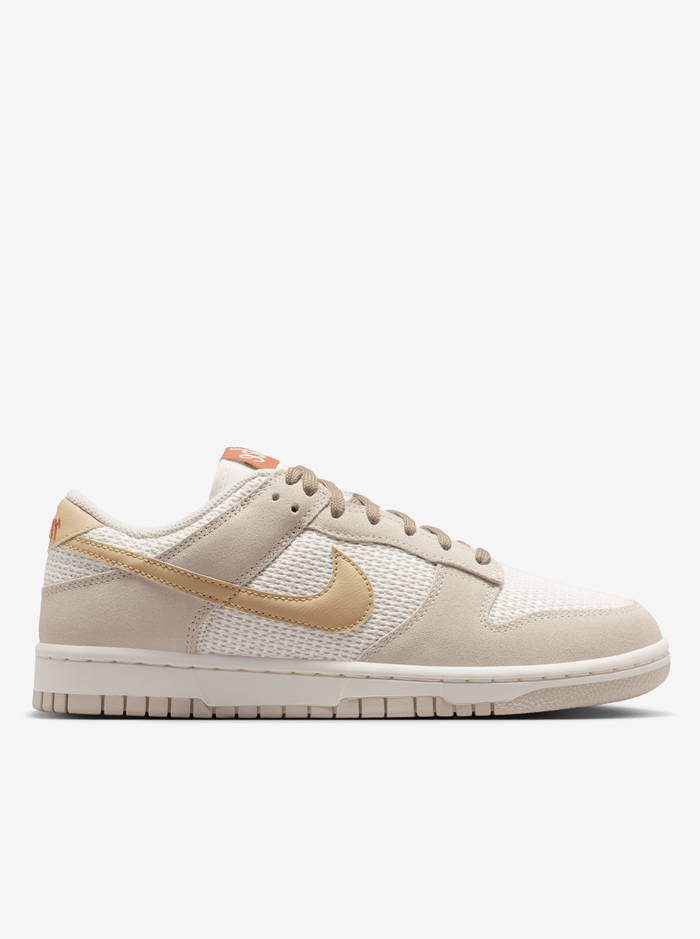 Dunk Low SE Womens