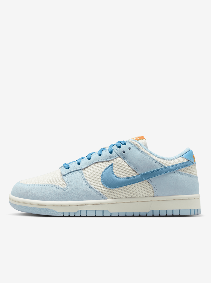 Dunk Low SE Womens