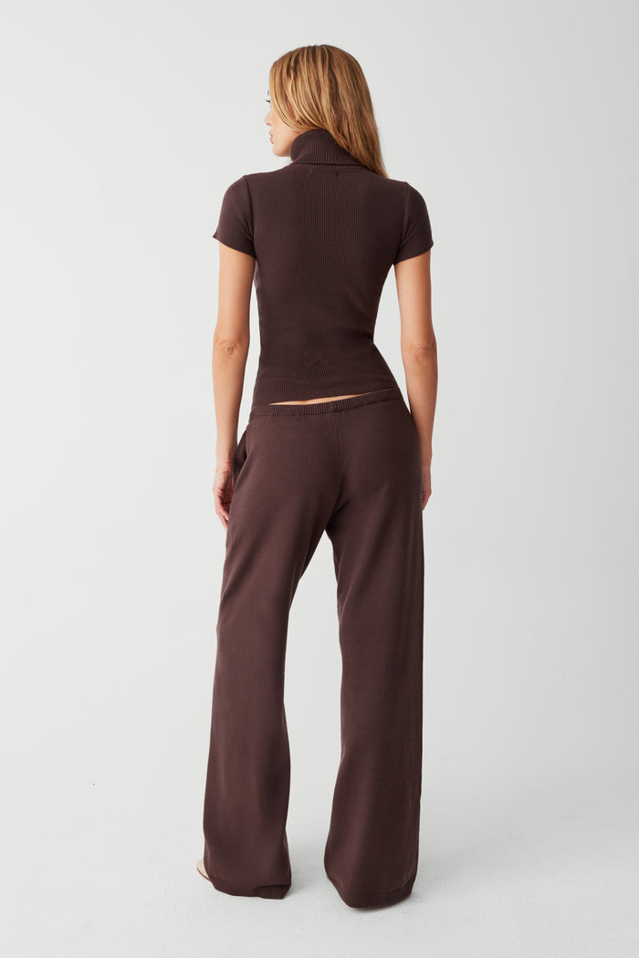 Elle ribbed cloud knit sweater mocha
