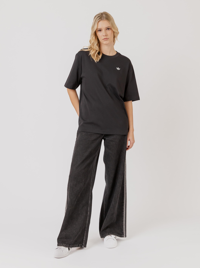 Essentials Boyfriend T-Shirt