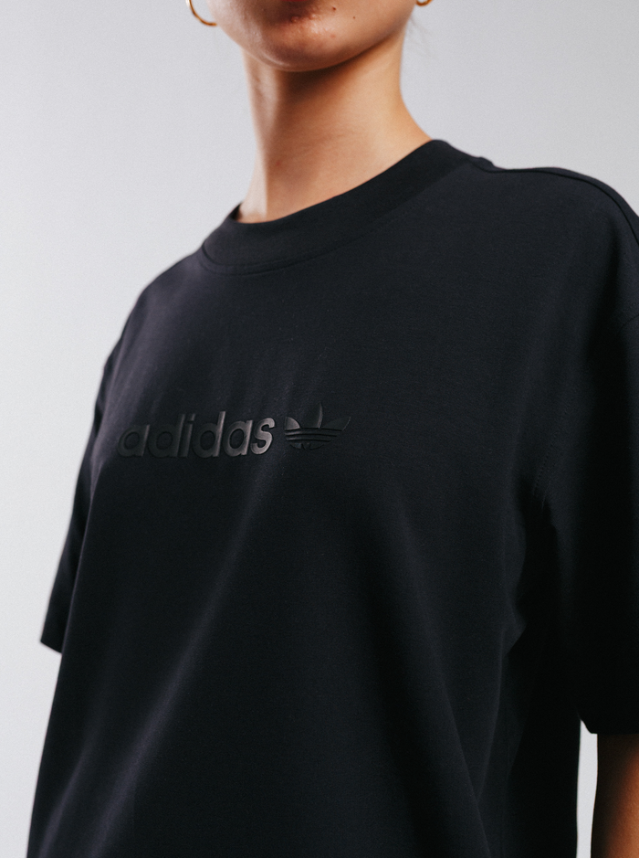 Essentials Linear Oversized Tee
