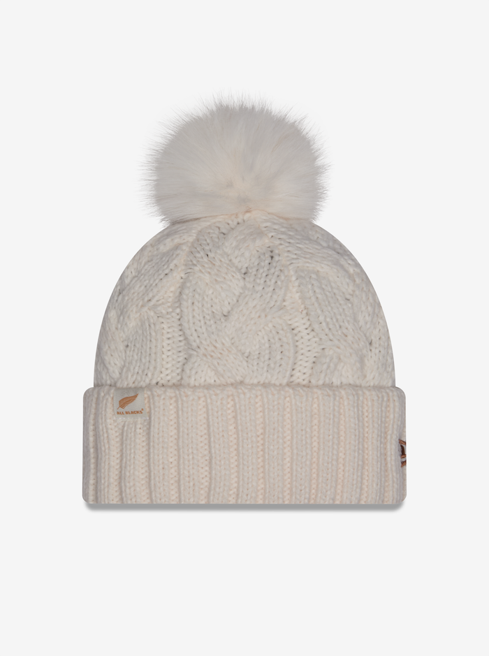 Faux Fur Knitted All Blacks Beanie