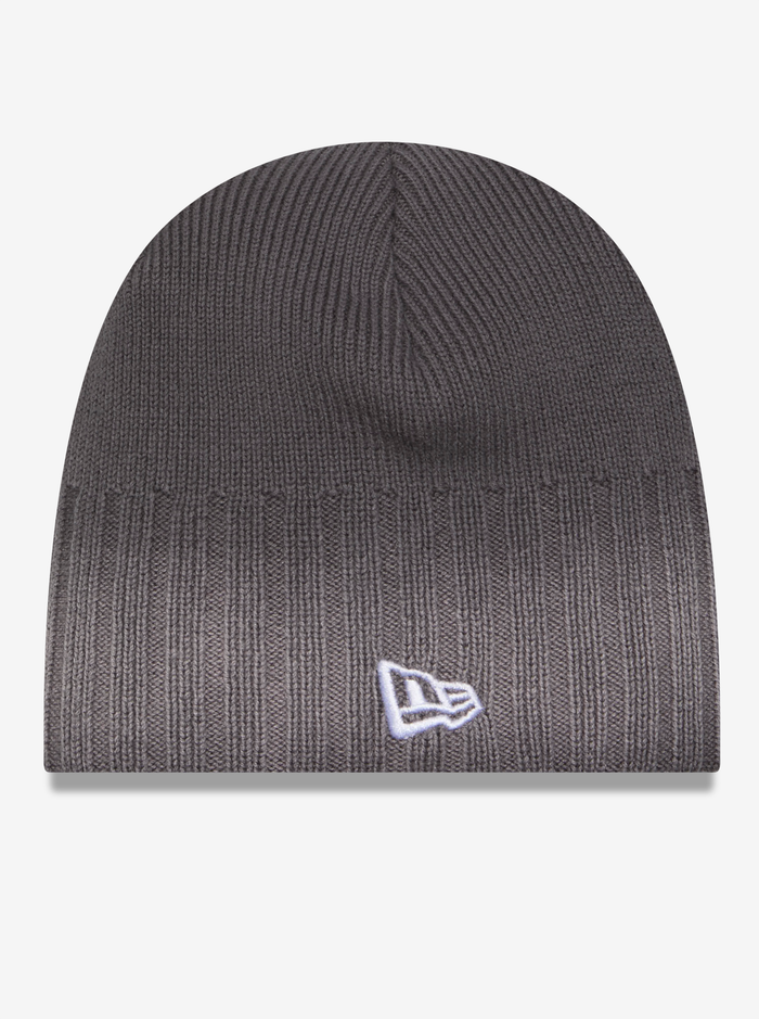 Gradient Ribbed Skully Beanie