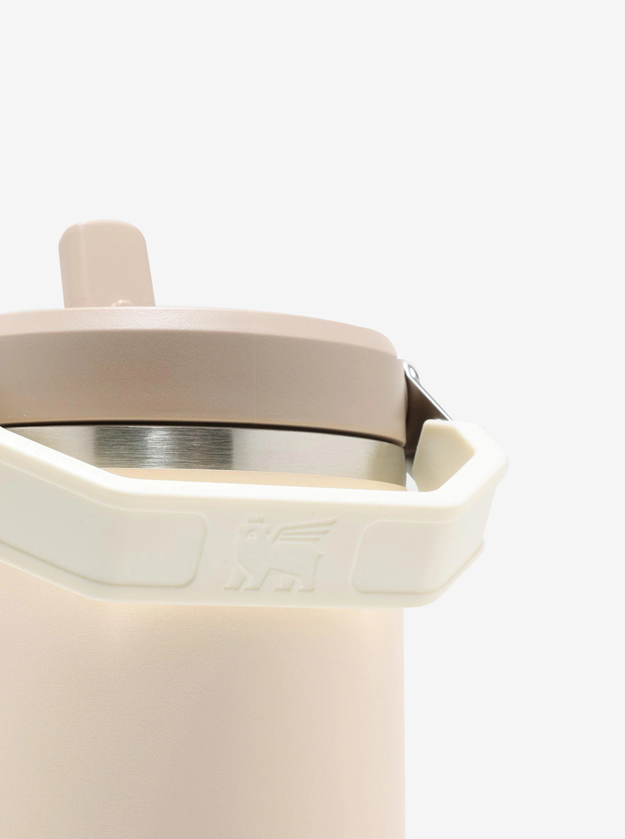 IceFlow™ Flip Straw 2.0 Tumbler 30oz