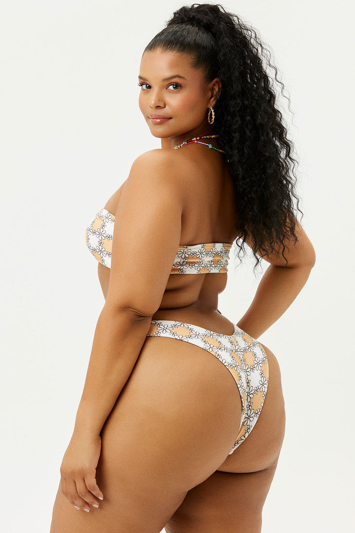 Katarina Nude Daisy Terry Cheeky Bikini Bottom Extended