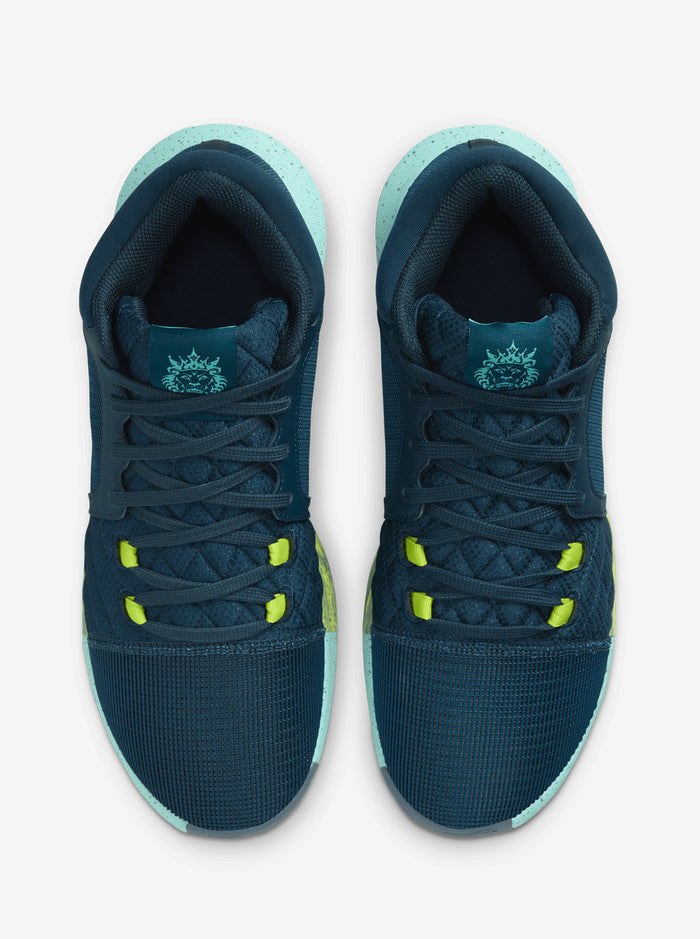 LeBron Witness 8