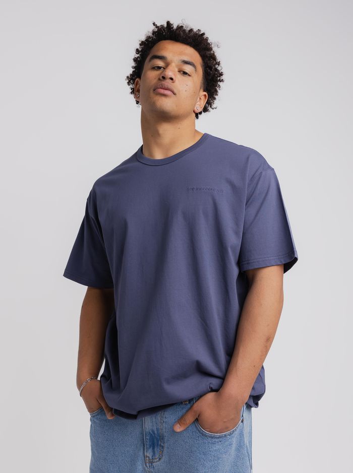 Logo EMB Tee