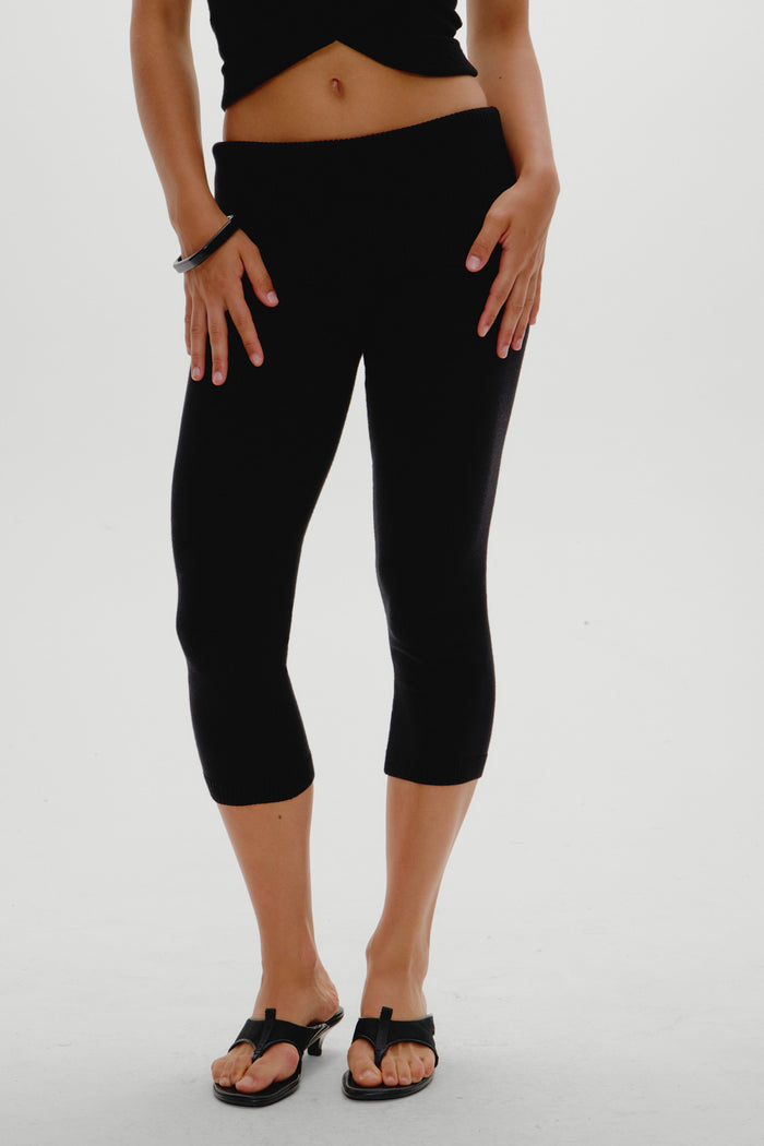 Milo Capri Pants - Black