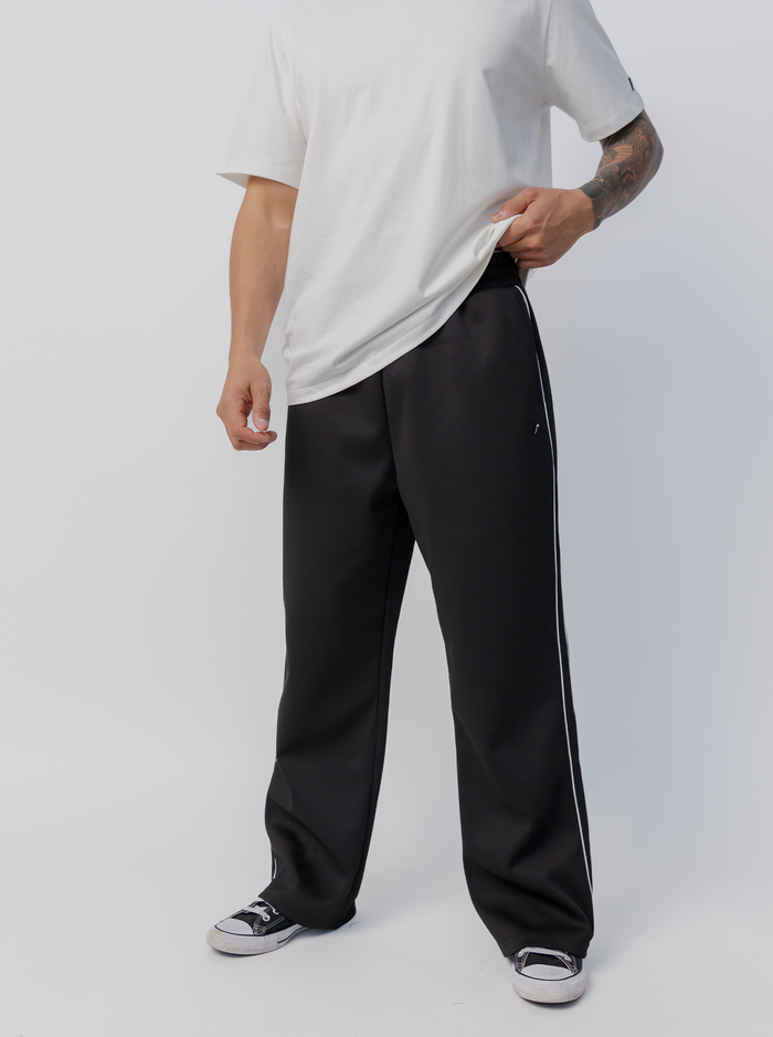 Mindset Trackpant in Court Black