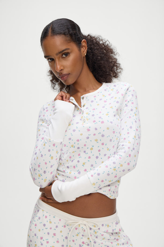 Nate Long Sleeve Shirt in Floral White Picnic Blanket Print