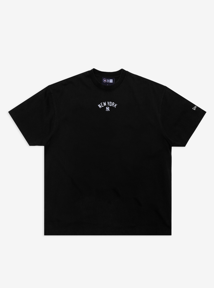 New York Yankees Script Logo Tee