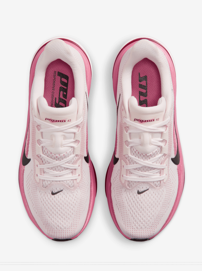 Pegasus 42 Womens