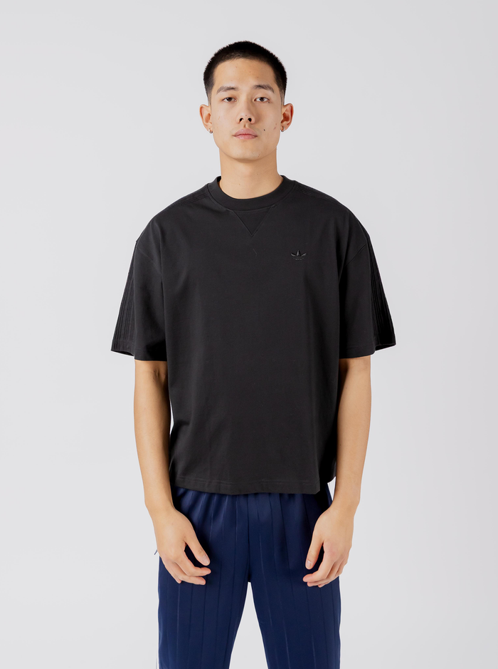 Premium Essentials Tee