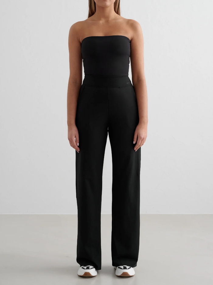Sense Pants in Black