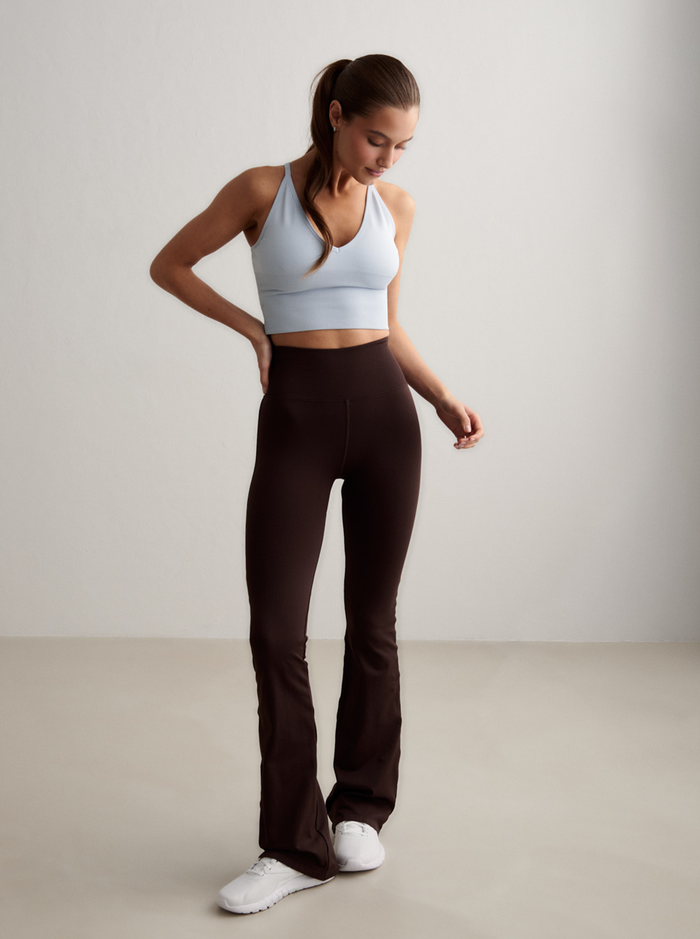 Shape Seamless Cross Back Bralette in Aura