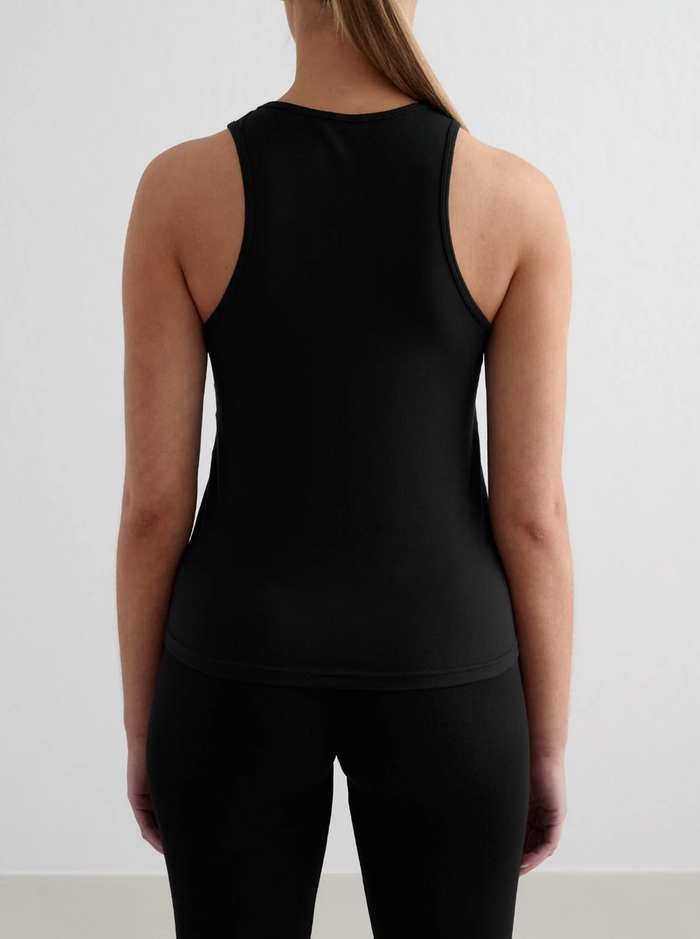 Soft Basic Singlet in Black