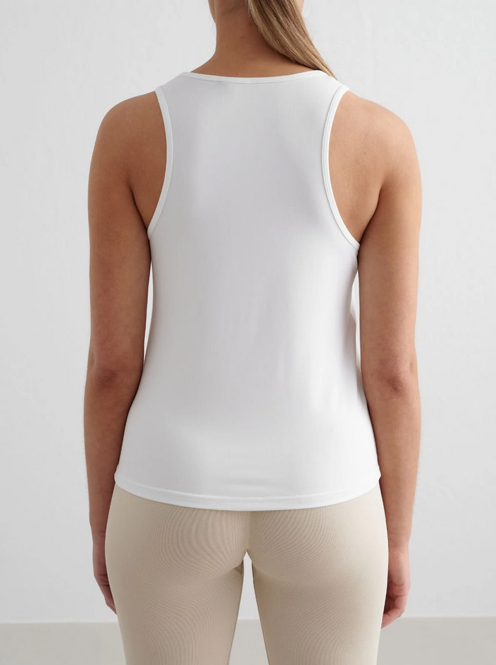 Soft Basic Singlet in White
