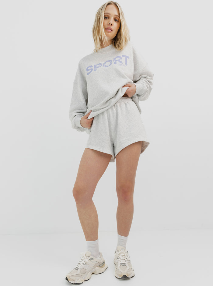 Summer Short in Snow Marle