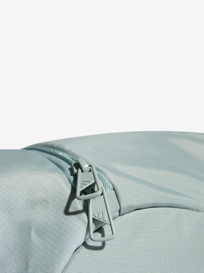 Training Defender Duffle Bag Medium