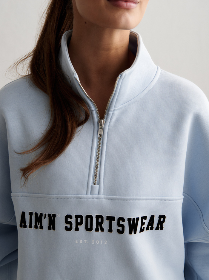 Varsity Half Zip Sweat in Aura