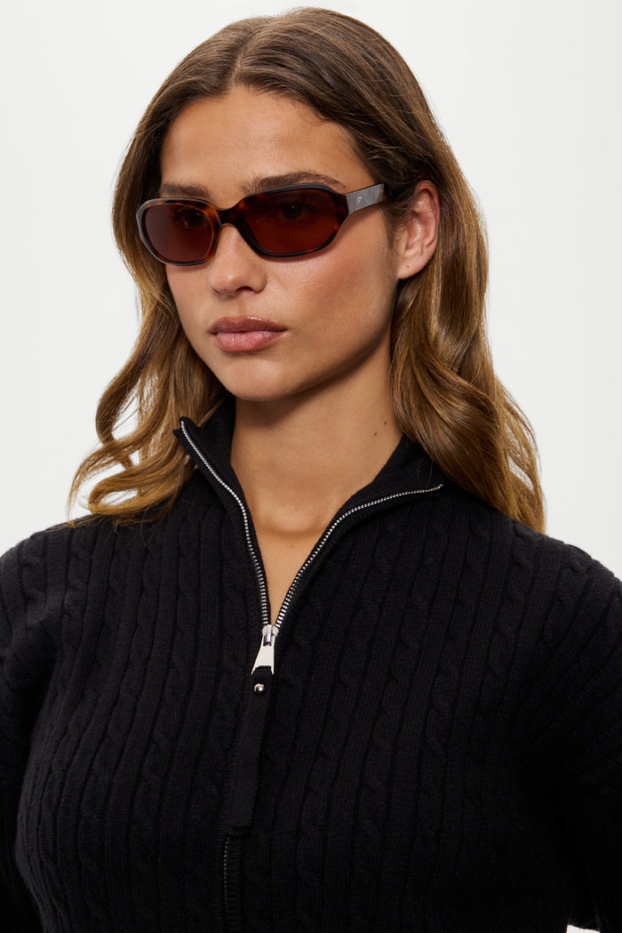 x LEXXOLA Frank Sunglasses - Venice