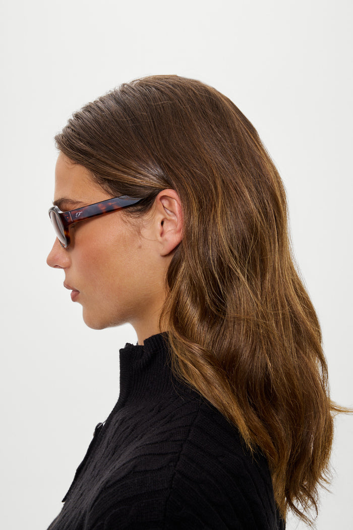 x LEXXOLA Frank Sunglasses - Venice