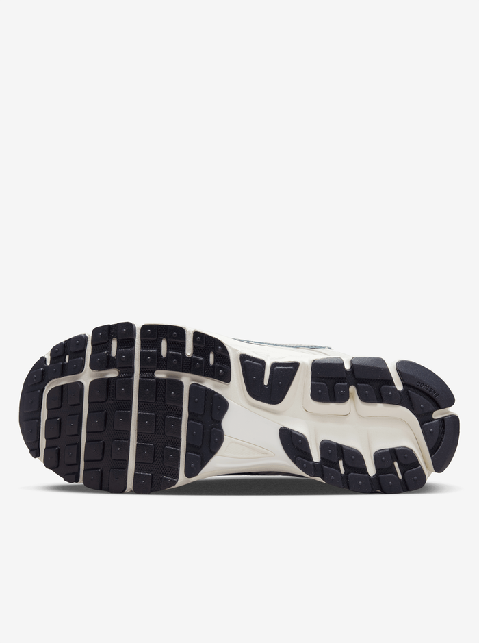 Zoom Vomero 5 Womens